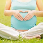 Guida alla gravidanza naturale: alimentazione, movimento e benessere